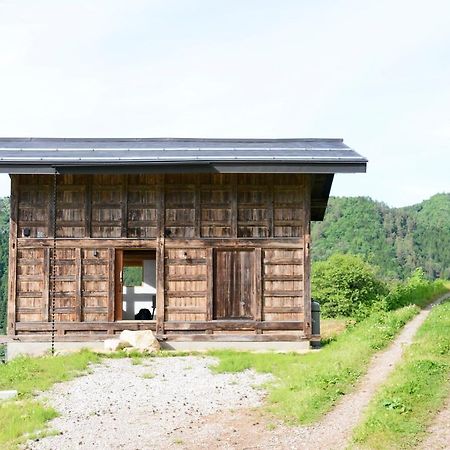 Haku 100-Year-Old Quaint Japanese Style Villa تاكاياما المظهر الخارجي الصورة